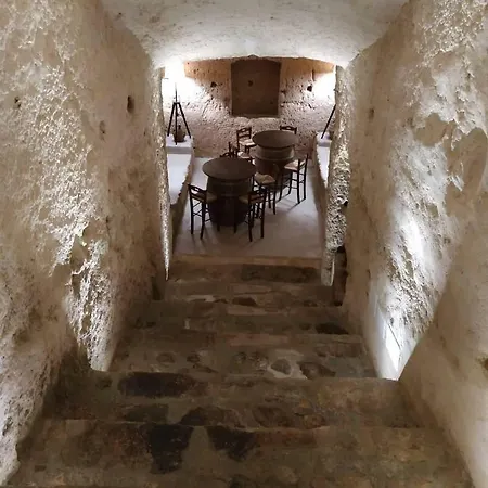 Casa Masiello La Casa Tipica Dei Sassi Di Matera Exterior foto
