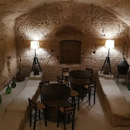 Casa Masiello La Casa Tipica Dei Sassi Di Matera Exterior foto
